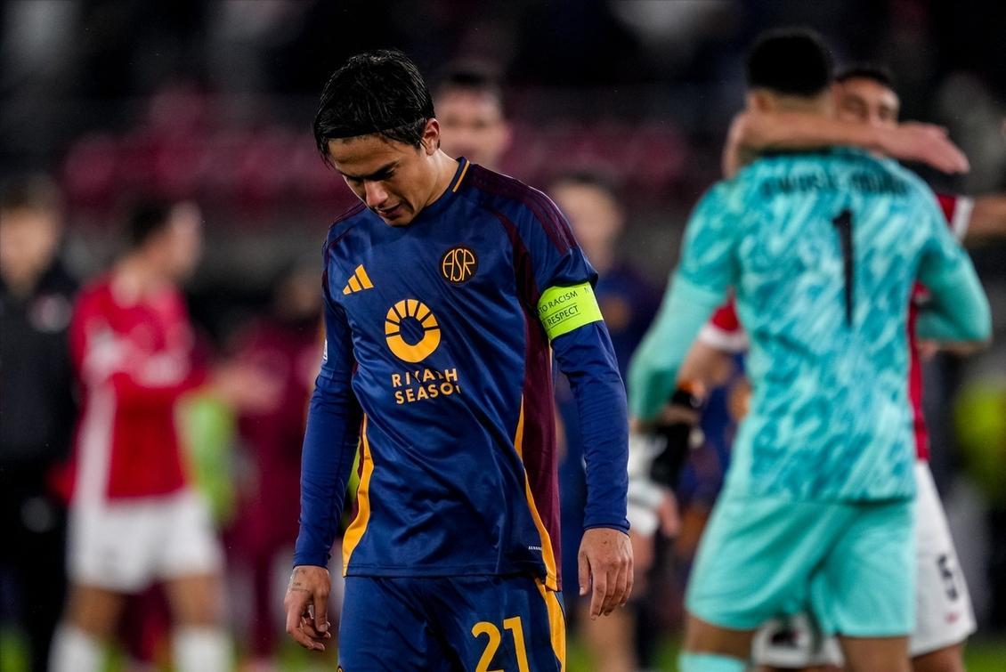 热刺主场大胜,英超积分榜上登顶,穆里尼奥重振球队雄心的简单介绍 热刺主场大胜,英超积分榜上登顶,穆里尼奥重振球队雄心的简单介绍