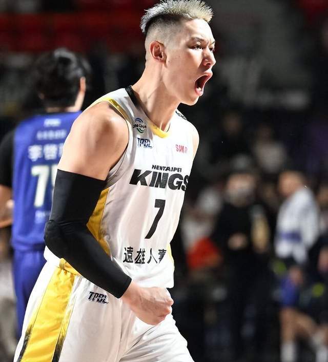 关于林书豪因伤缺阵一周，球迷担心其复出时间的信息