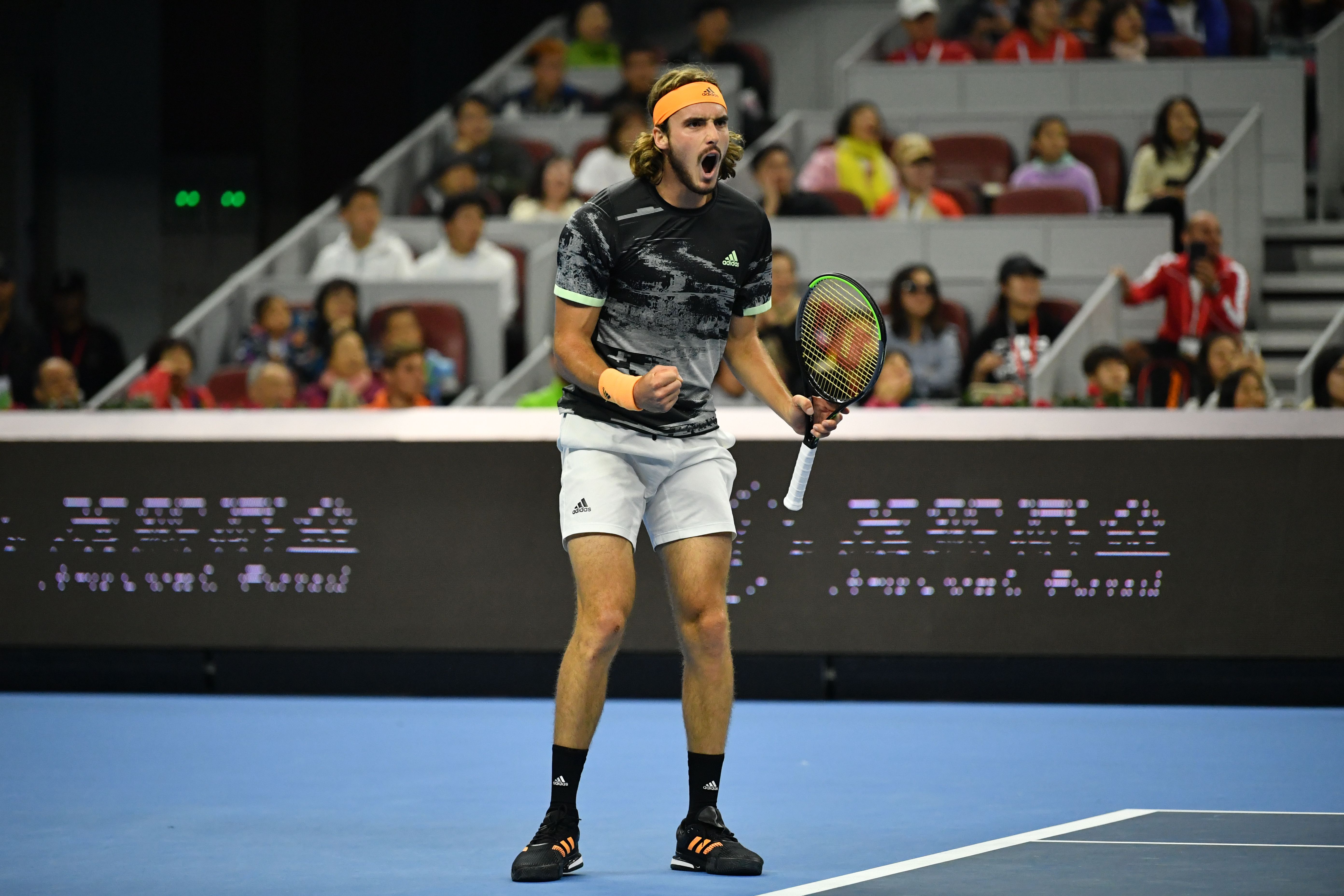 开云平台-意大利网球队横扫日本网球队，西西帕斯惊艳世界