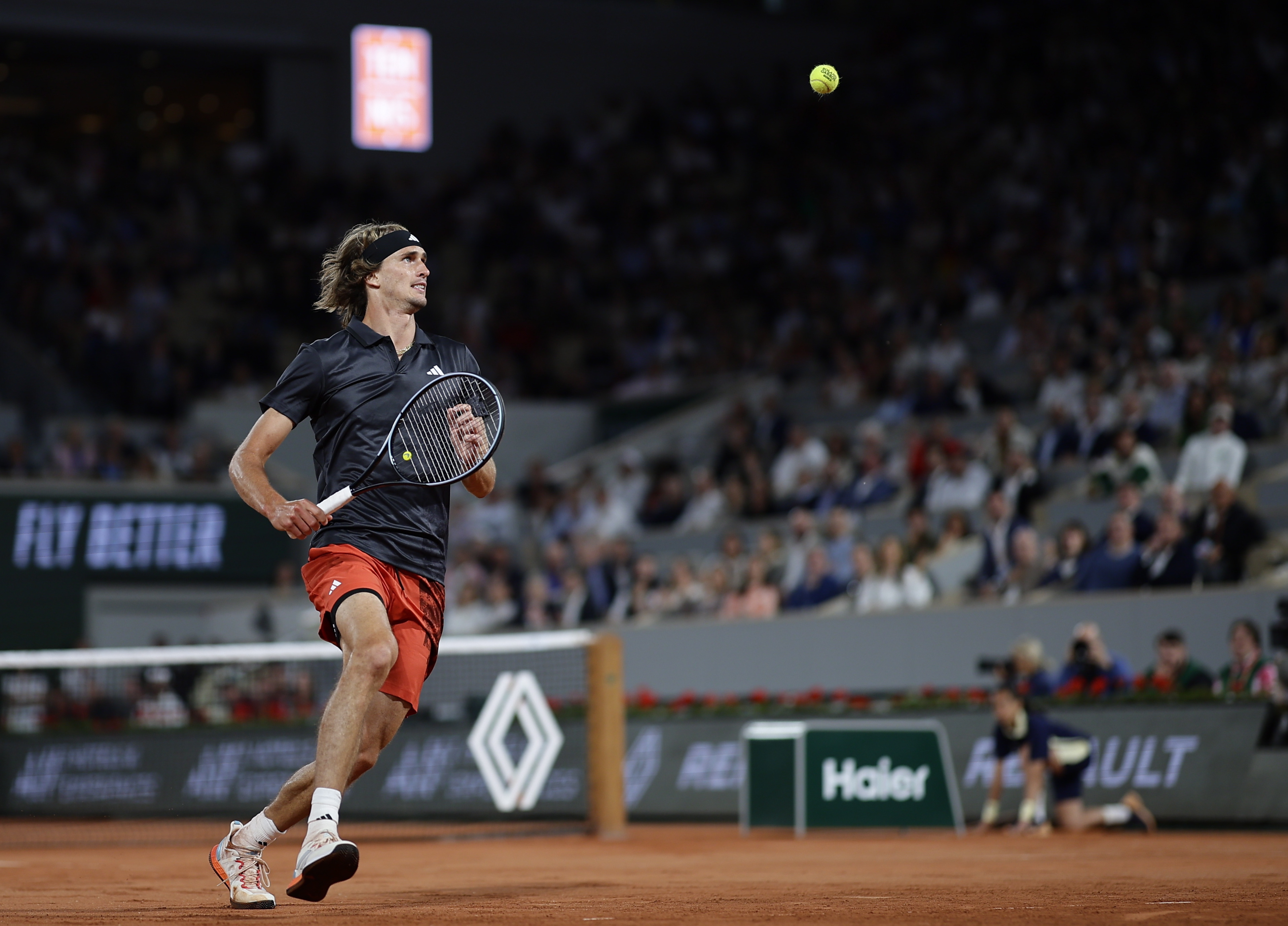 包含法国网球队险胜英国网球队,兹维列夫打破历史纪录的词条 包含法国网球队险胜英国网球队,兹维列夫打破历史纪录的词条