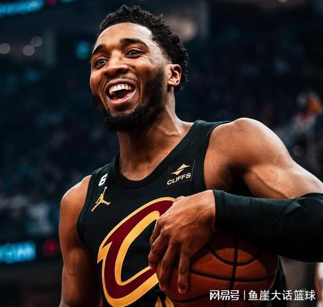 尼克斯遭遇溃败,难以挽回颓势 尼克斯遭遇溃败,难以挽回颓势