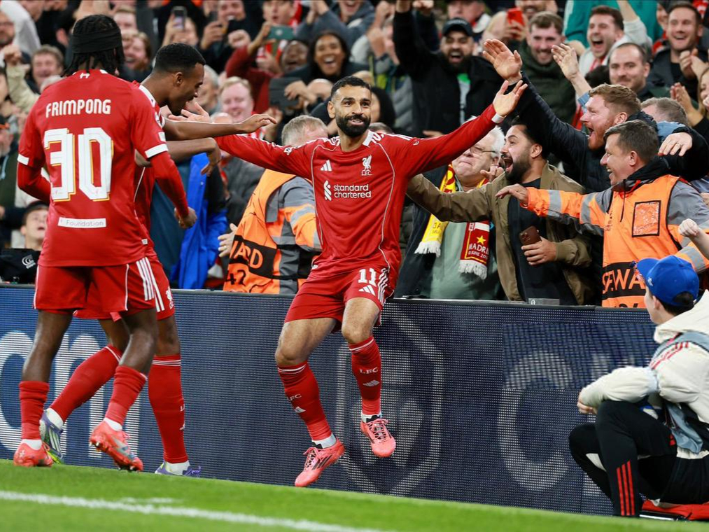 包含马德里竞技欧冠前景不明，球迷期待奇迹的词条