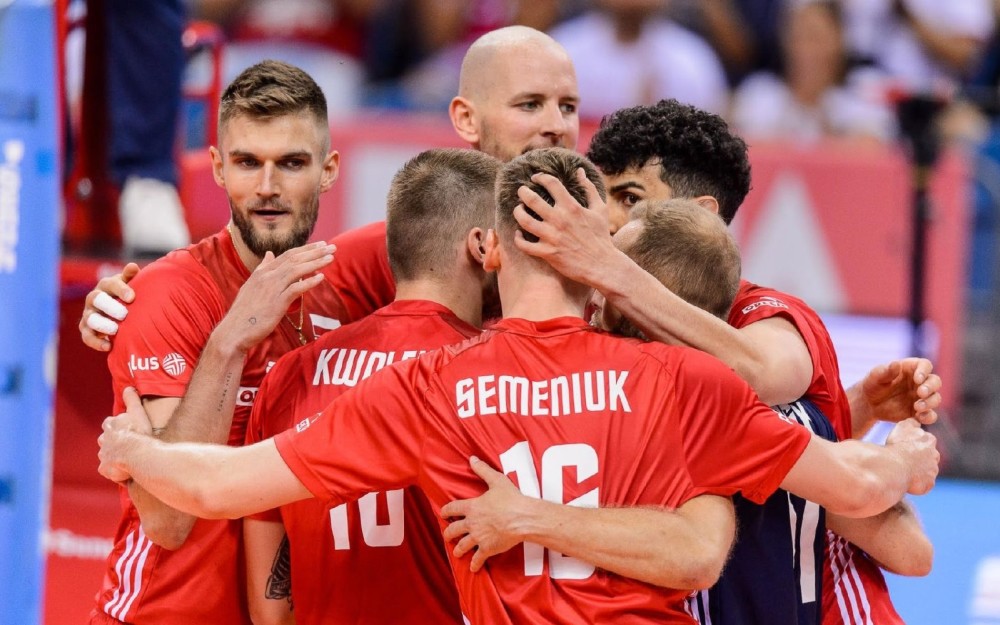 波兰队力克英格兰队，张继科统治全场