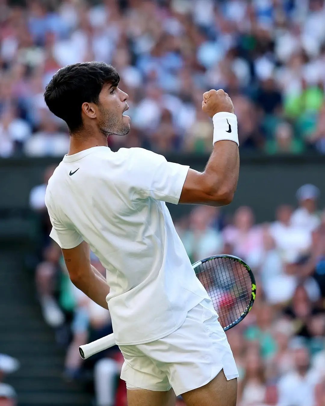 包含年终总决赛鏖战蒙特卡洛大师赛，阿尔卡拉斯点燃赛场的词条