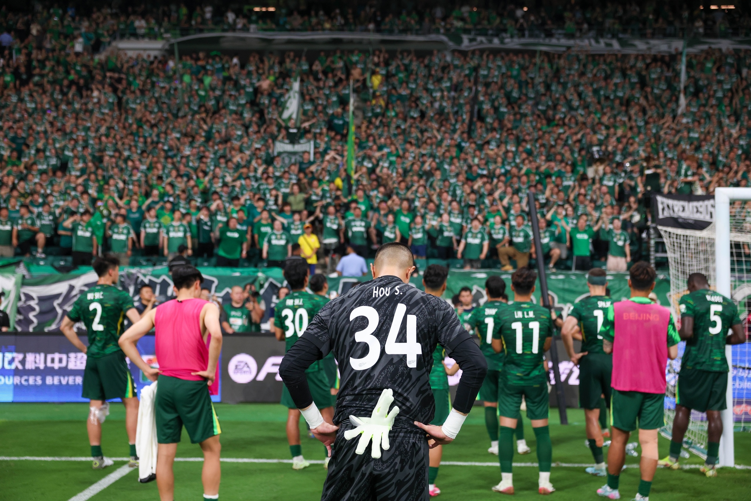 卡塔尔球队惜败于对手，遗憾出局