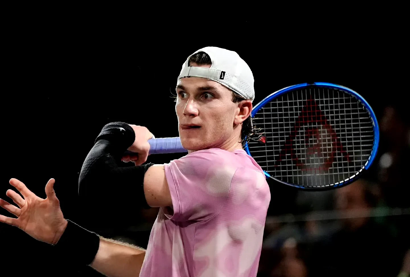 关于戴维斯杯鏖战蒙特卡洛大师赛，鲁德状态火热的信息