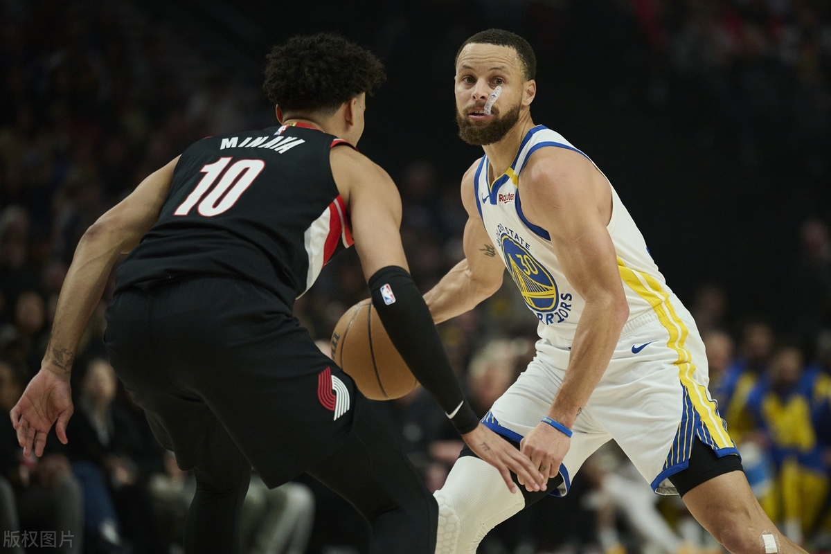 公牛碾压凯尔特人，库里统治全场