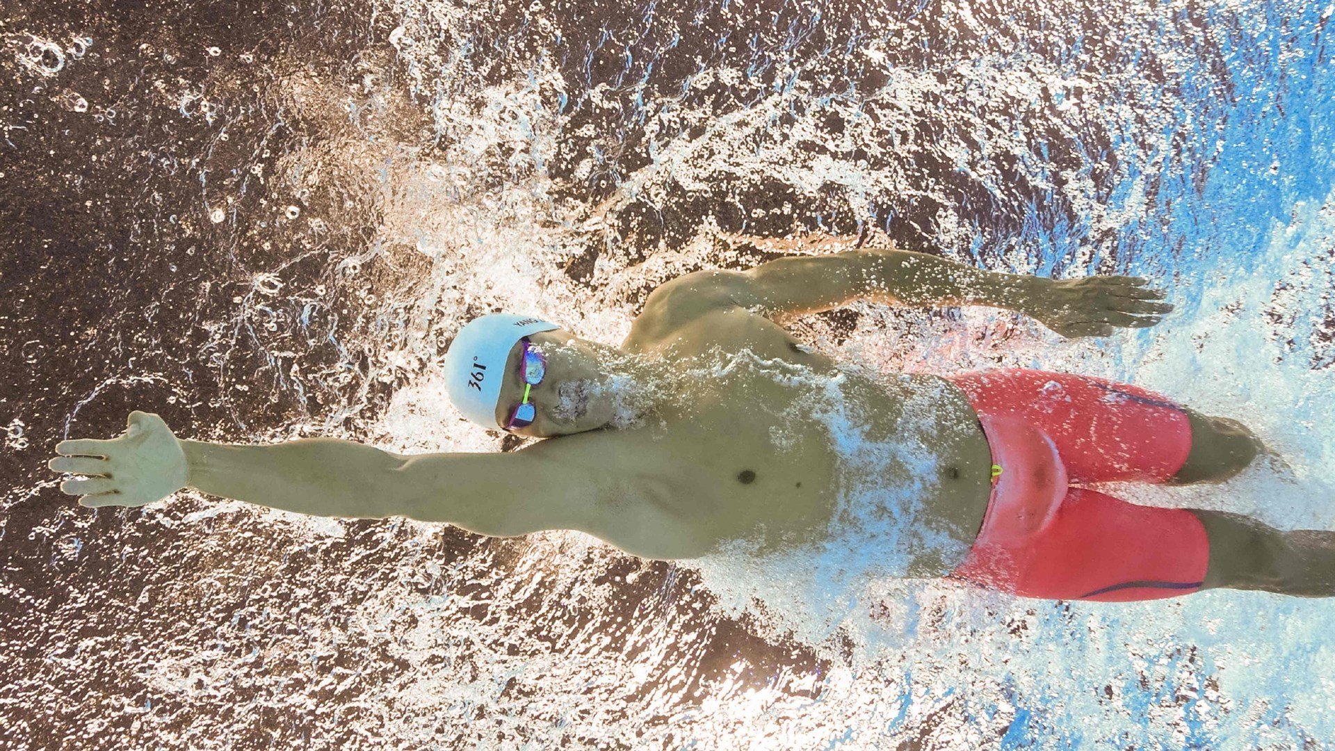 开云官方app入口-年度焦点之战之夜，切特成为胜负手