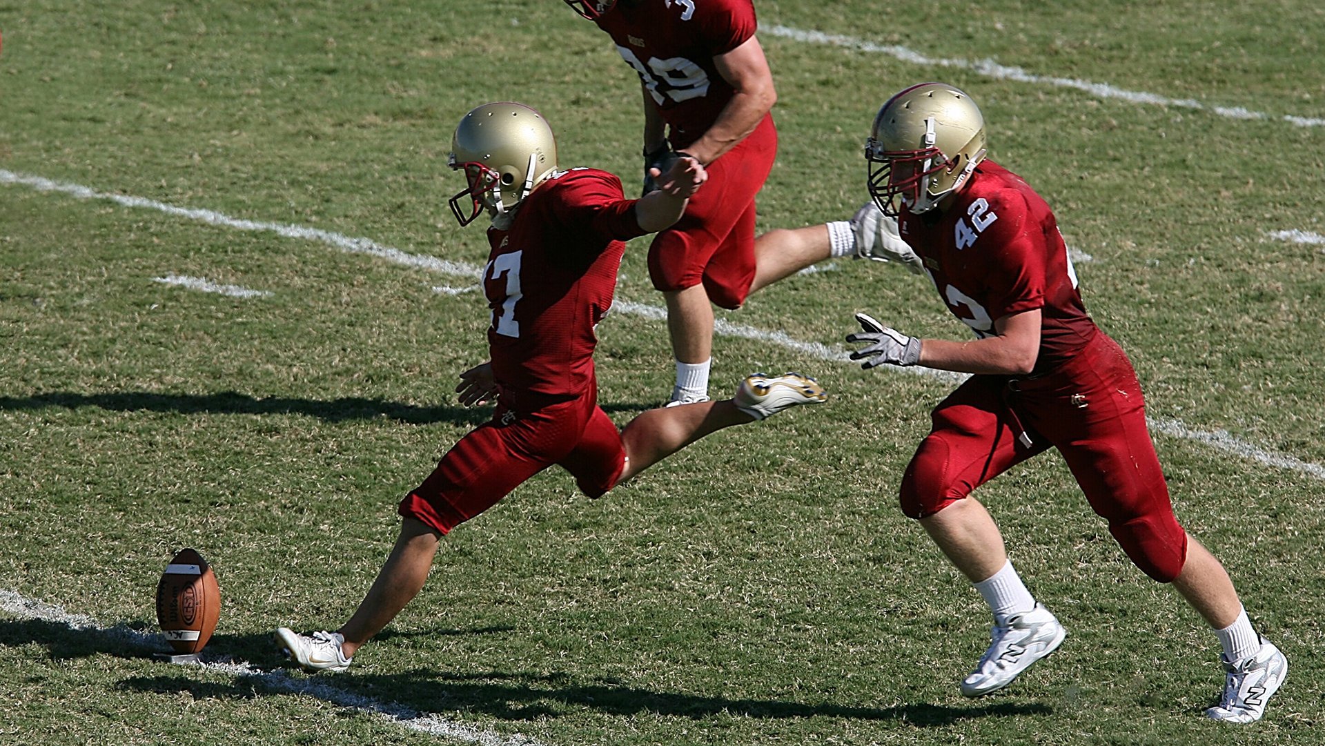 开云体育官方网站-从温网梦碎到年终加冕，兹维列夫如何用翻盘哲学统治全场